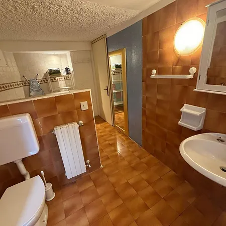 Appartement Pm 48 Viale Ugo Foscolo Toscolano Maderno